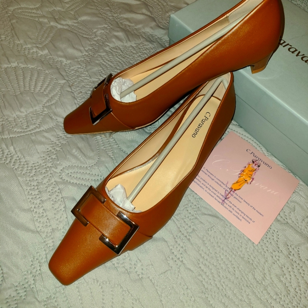 C. PARAVANO  low heels/loafer